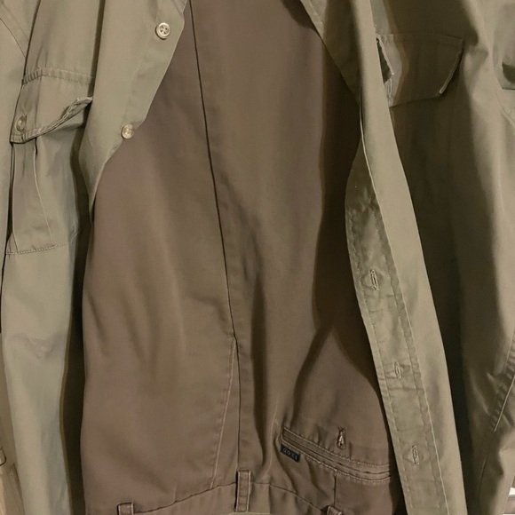 Men’s short sleeve shirt, and pants to match - Picture 3 of 4